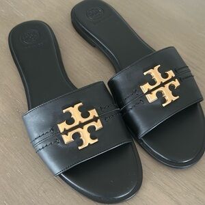 Tory Burch Everly Slide in Perfect Black size 9. New/Unworn. No box.